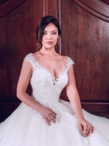 Wedding dress trends that ensure you'll be a trend-setter! 2 Royal wedding style wedding dress